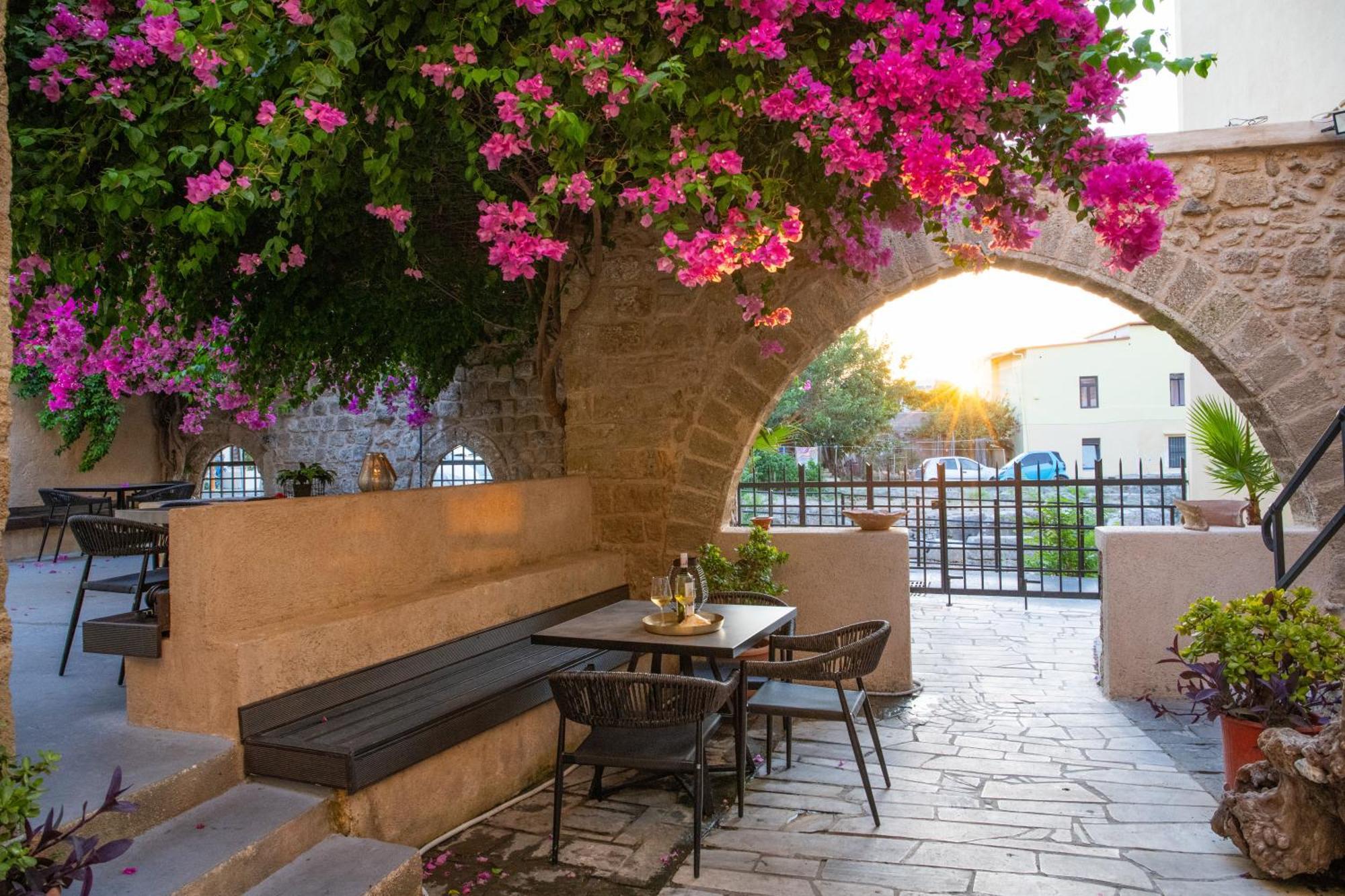 The Old Town House Lägenhet Rhodes City Exteriör bild