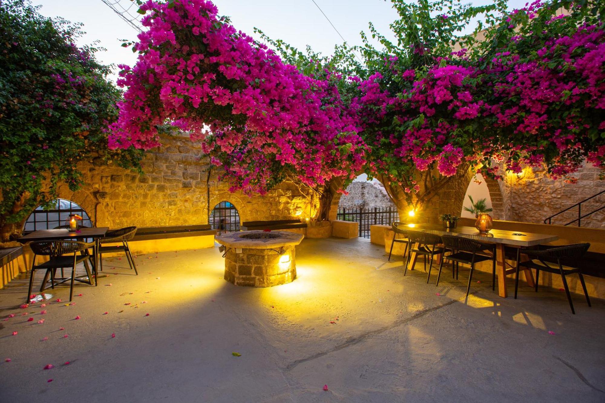 The Old Town House Lägenhet Rhodes City Exteriör bild